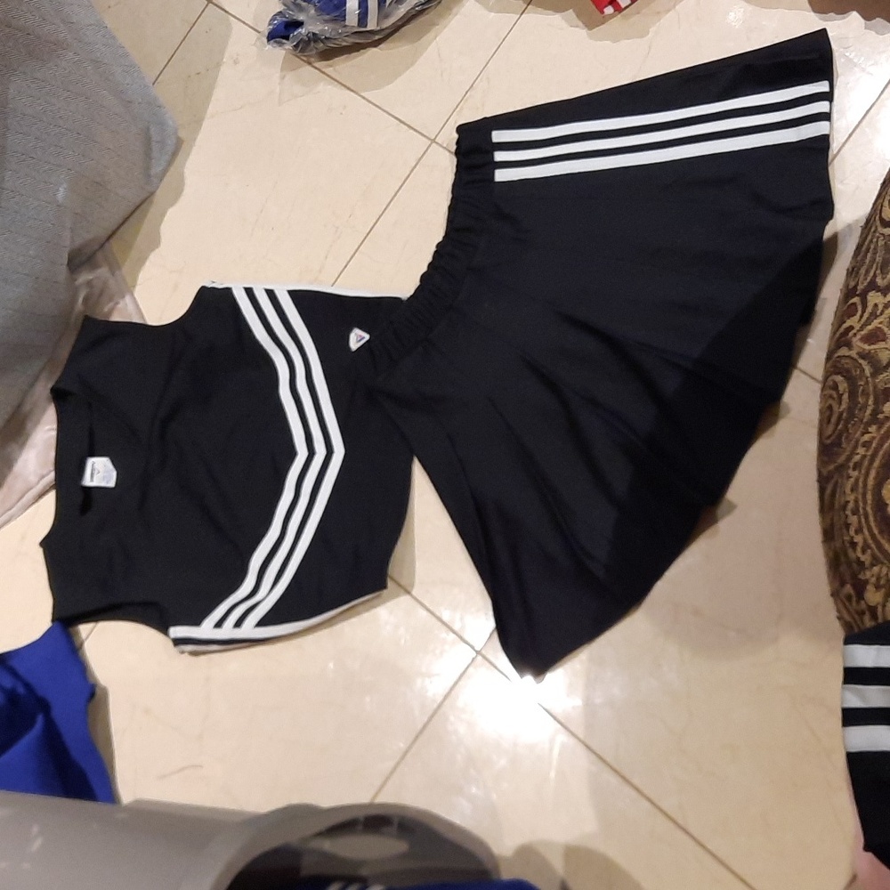 PROFESSIONAL SEXY BLACK WHITE AUTHENTIC CHEERLEADING VARSITY UNIFORM M